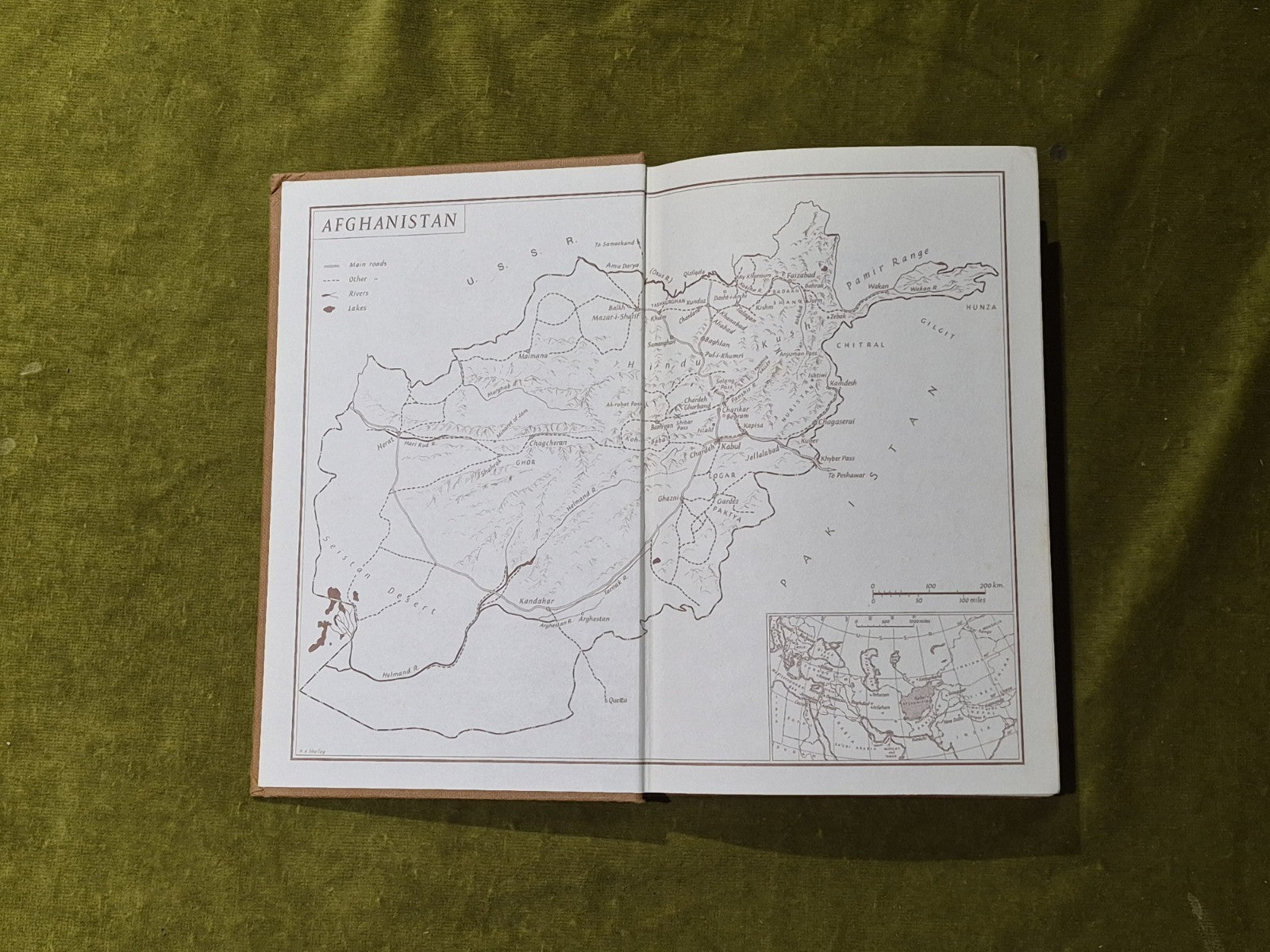 The Light Garden of the Angel King Journeys in Afghanistan - Peter Levi 1972 1st4
