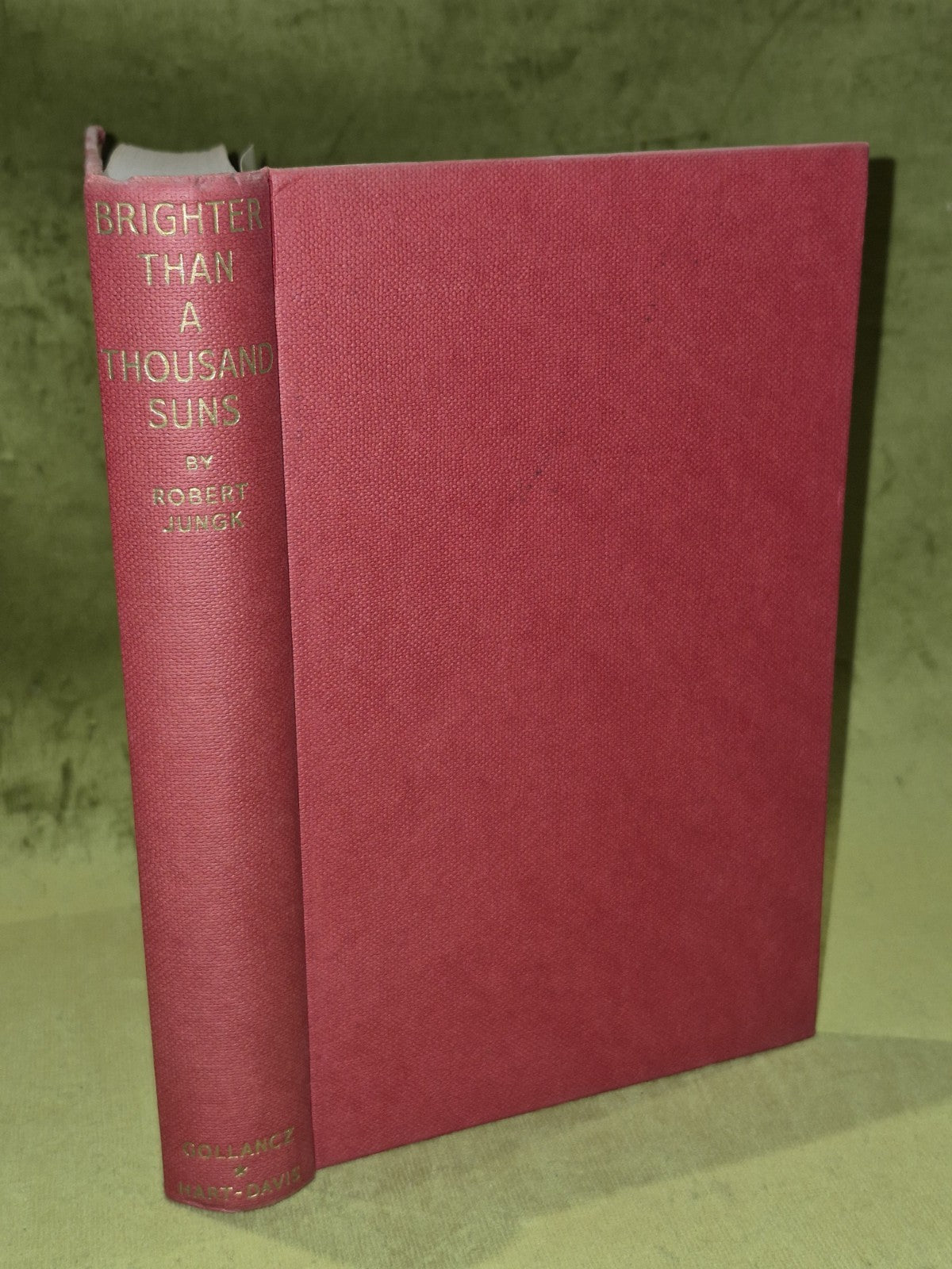 Brighter than a Thousand Suns: Atomic Scientists (1958) Robert Jungk4
