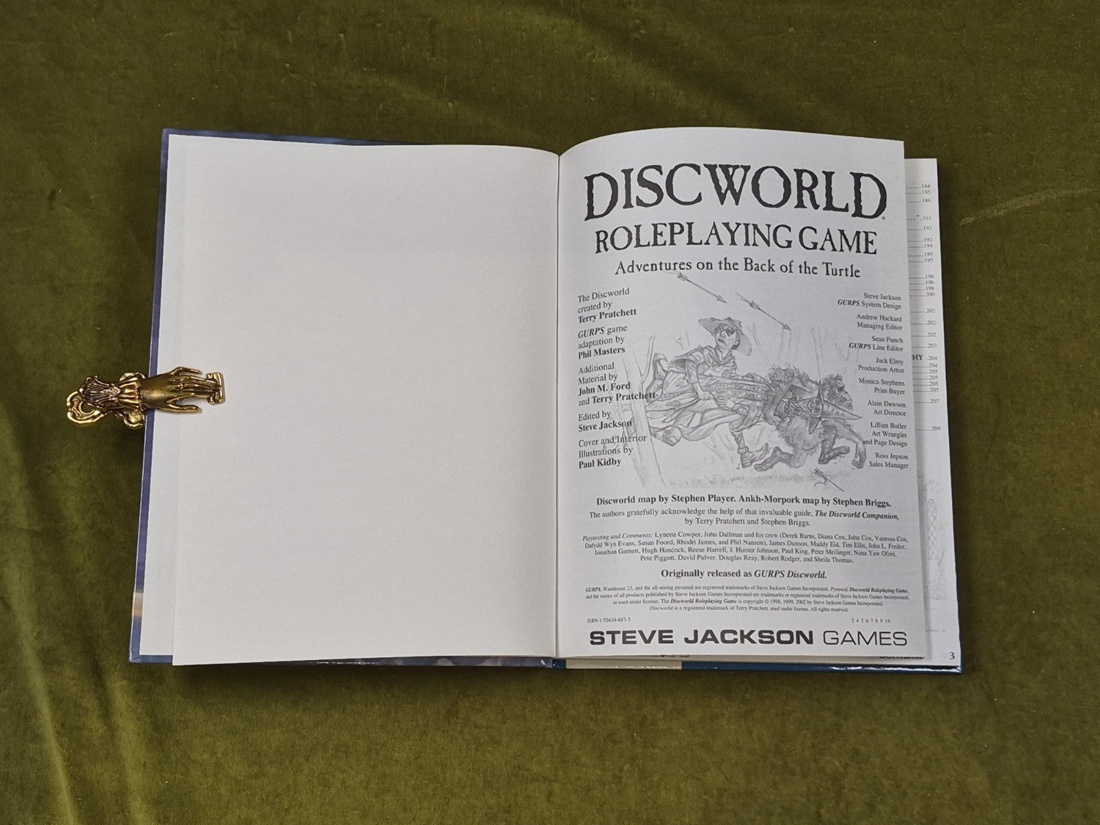 Discworld Roleplaying Game : Adventures on the Back of the Turtle - Phil Masters3