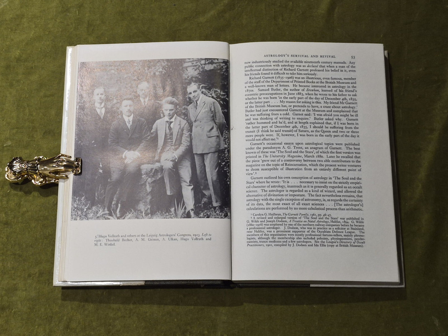 Urania’s Children: The Strange World of the Astrologers. Ellie Howe. 1967 1st Ed7