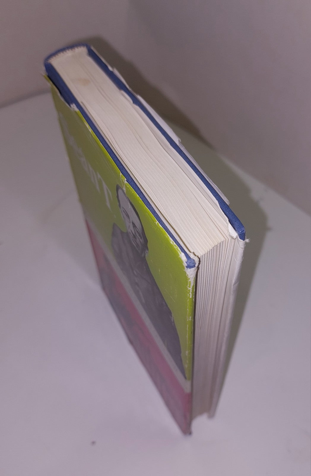 Seán T. Scéal a bheatha á insint ag Seán T. 1st Ed, HB DJ Ó Conluain, Proinsias1