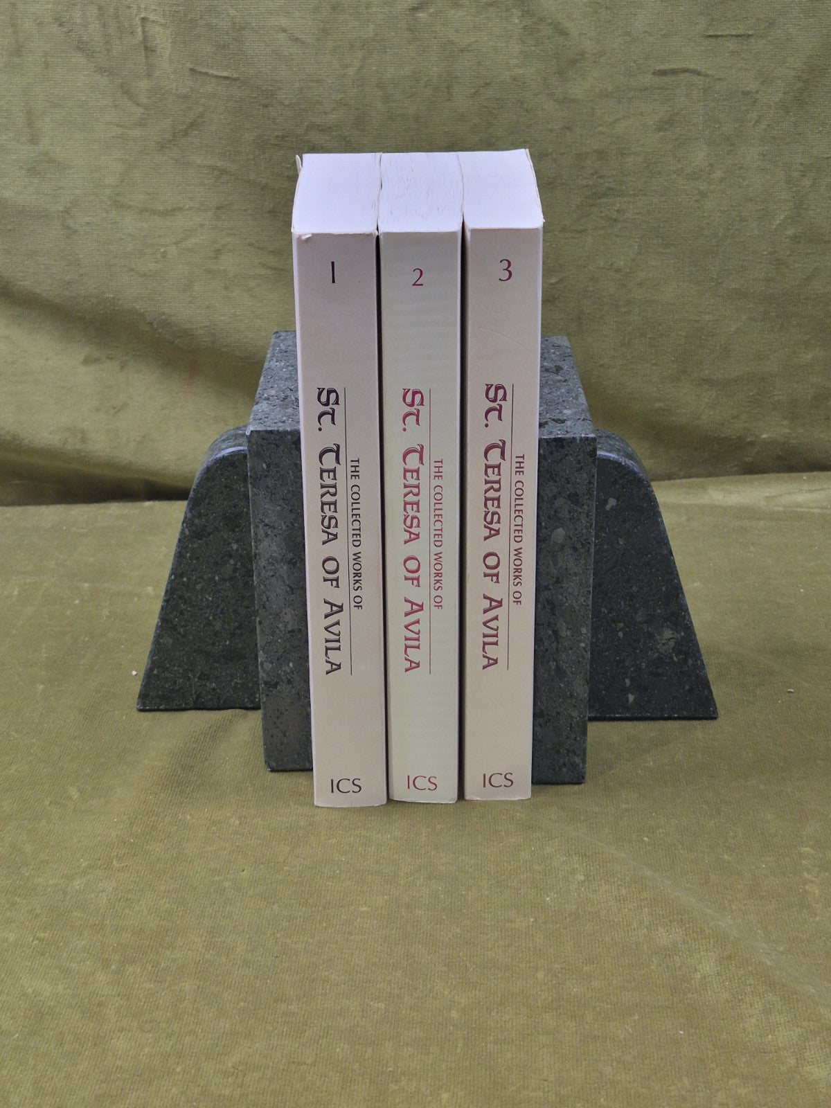 The Collected Works of St Teresa of Avila Vol 1-3 - Kavanaugh , Rodriguez ICS PB2