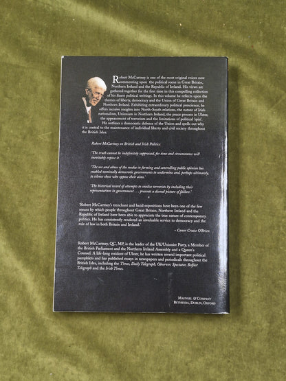 Reflections on Liberty Democracy and the Union - Robert McCartney , Maunsel 20011