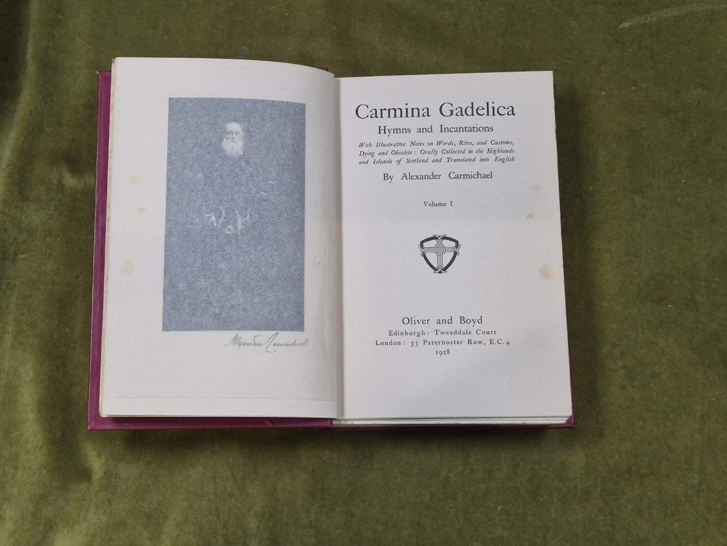 Carmina Gadelica Ortha Nan Gaidheal Vols 1-4  Alexander Carmichael Oliver & Boyd4
