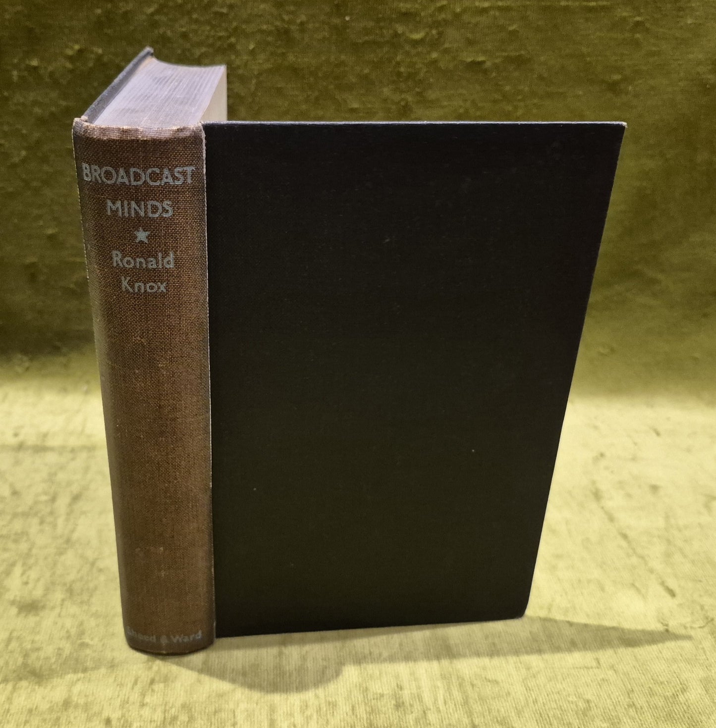 Broadcast Minds By Ronald Knox 1932 Rare 1st Edition0