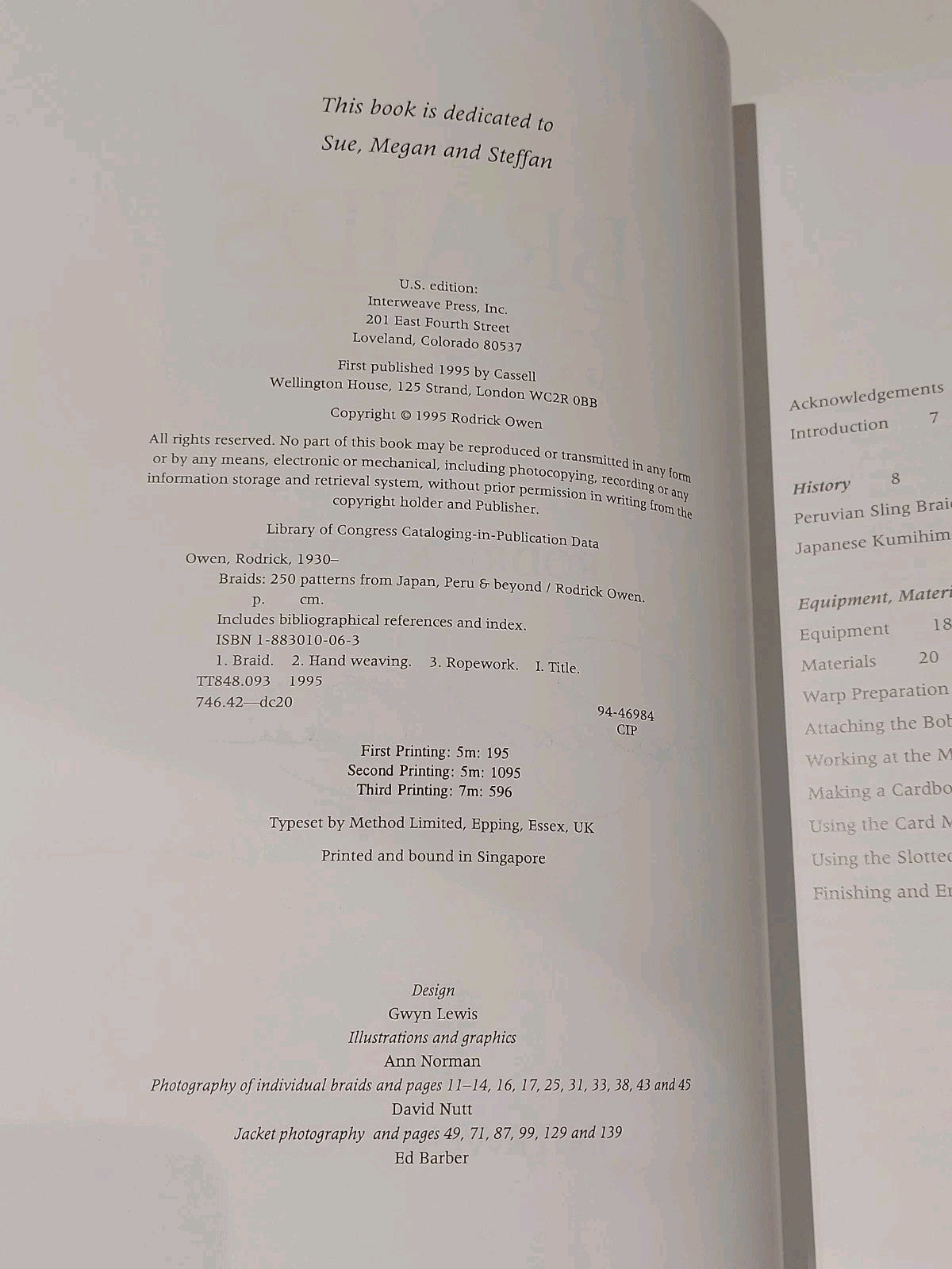 BRAIDS : 250 Patterns from Japan, Peru & Beyond By Roderick Owen 1995 SIGNED hb4