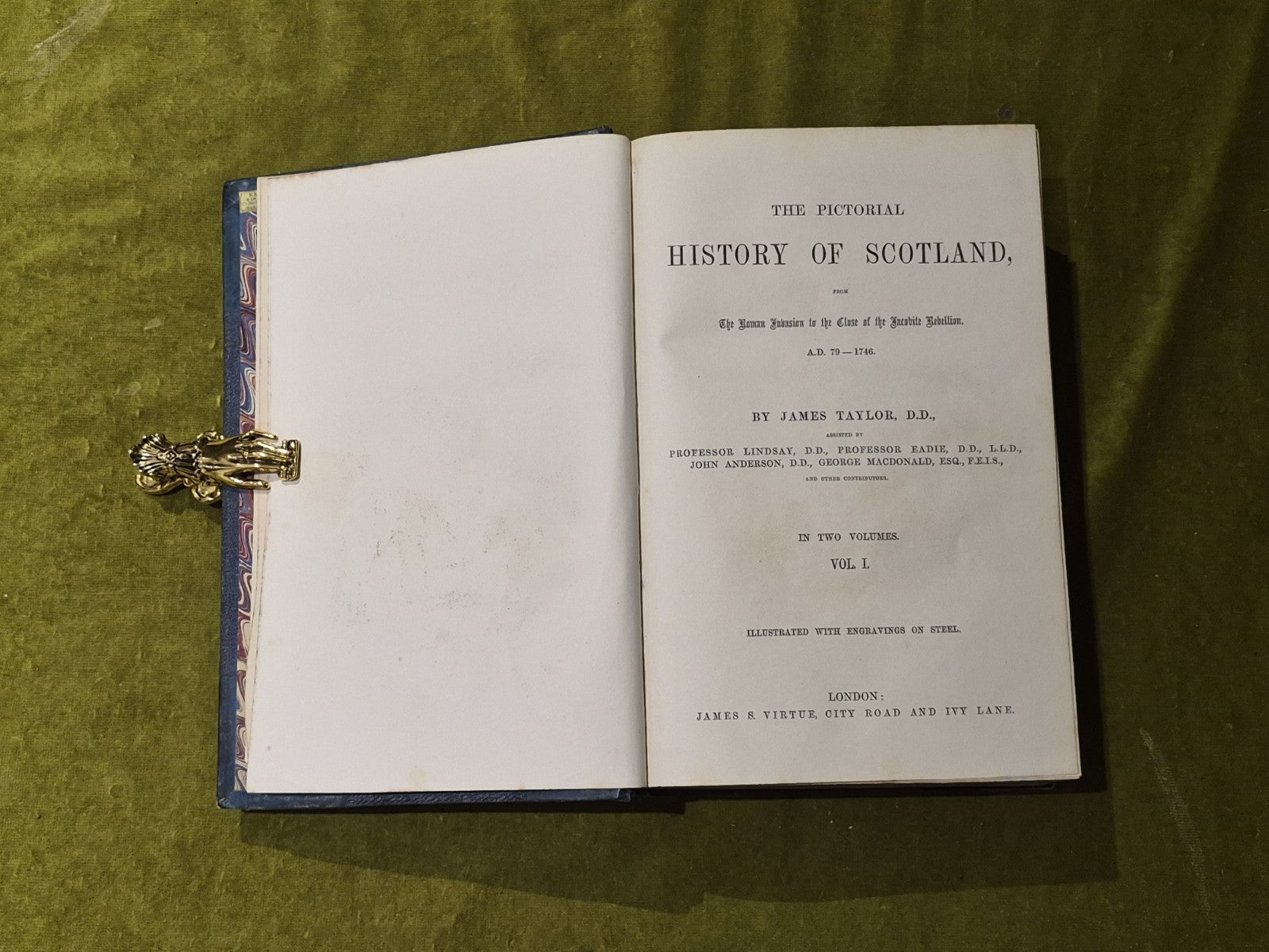 The Pictorial History of Scotland - James Taylor , James Virtue 5