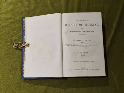 The Pictorial History of Scotland - James Taylor , James Virtue 5