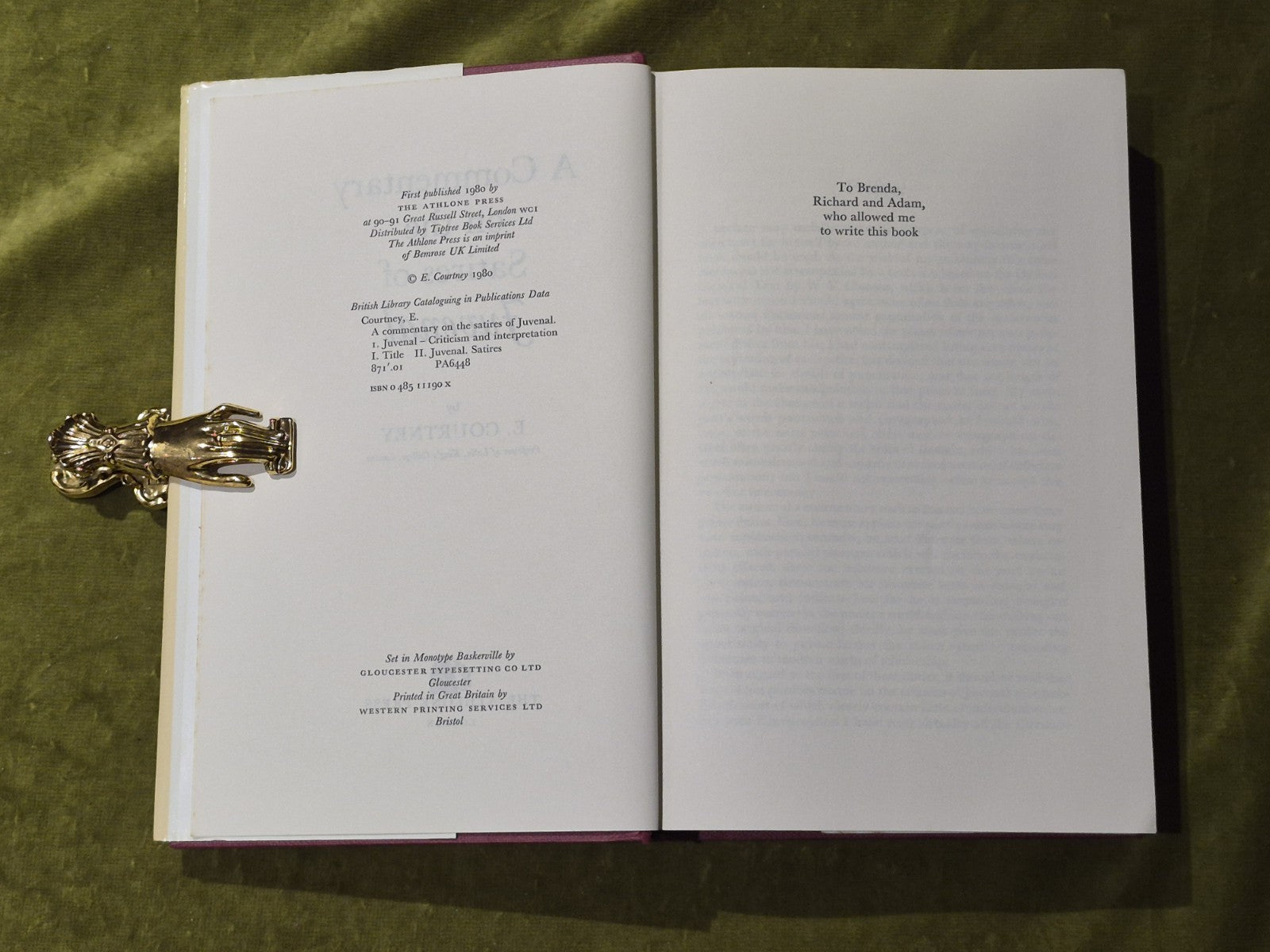 A Commentary on the Satires of Juvenal - E. Courtney 1980 HB DJ5