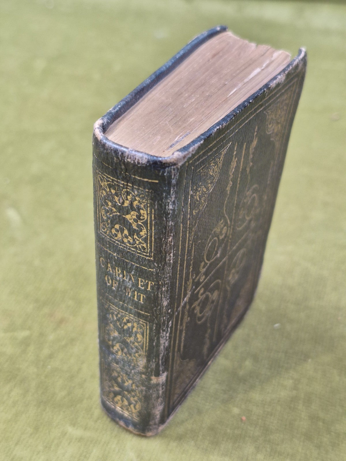 The Nonpareil Cabinet of Anecdote & Wit Miniature James Lumsden Glasgow 18244