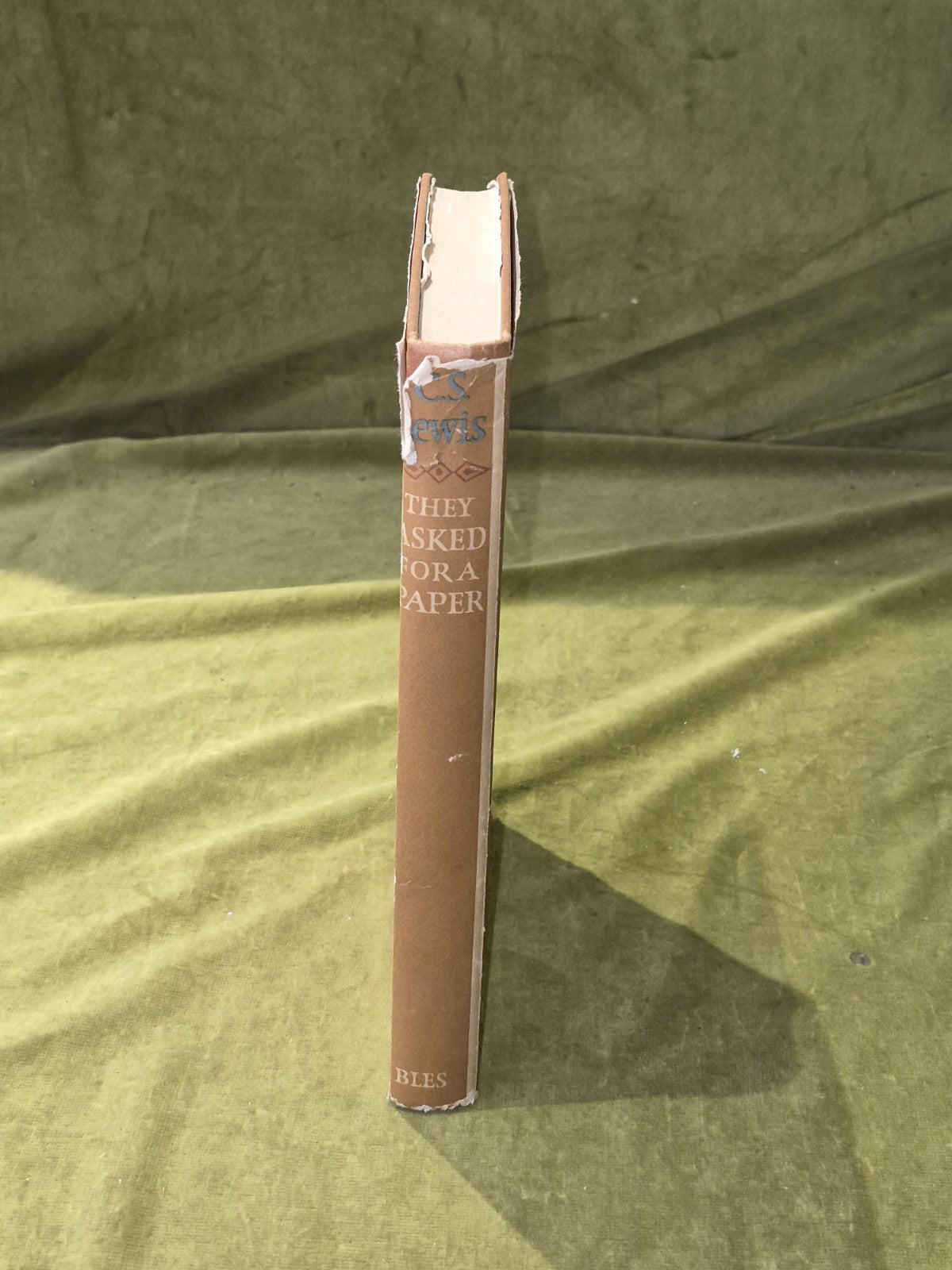 They Asked for a Paper Papers and Addresses - C S Lewis ,  1962 1st HB DJ2