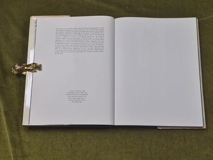 DUBLIN: A PORTRAIT By V S Pritchett & Evelyn Hofer , The Bodley Head 19674