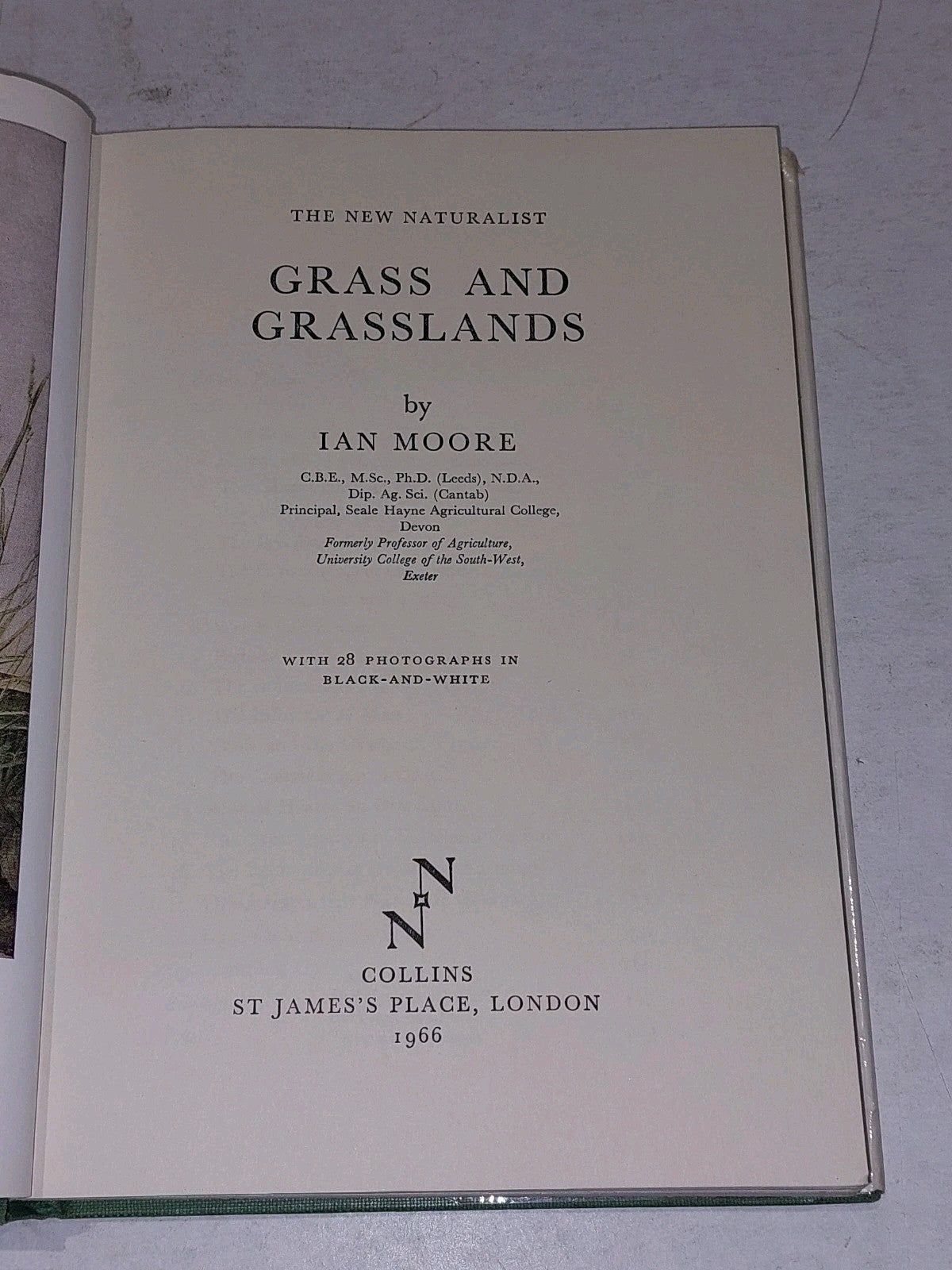 Grass and Grasslands By Ian Moore (1966) 1st Ed. Hb Book New Naturalists 3
