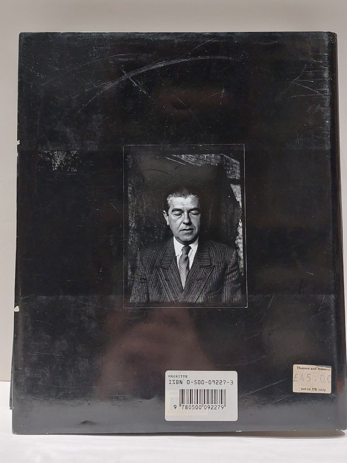 Magritte by David Sylvester (1992)1