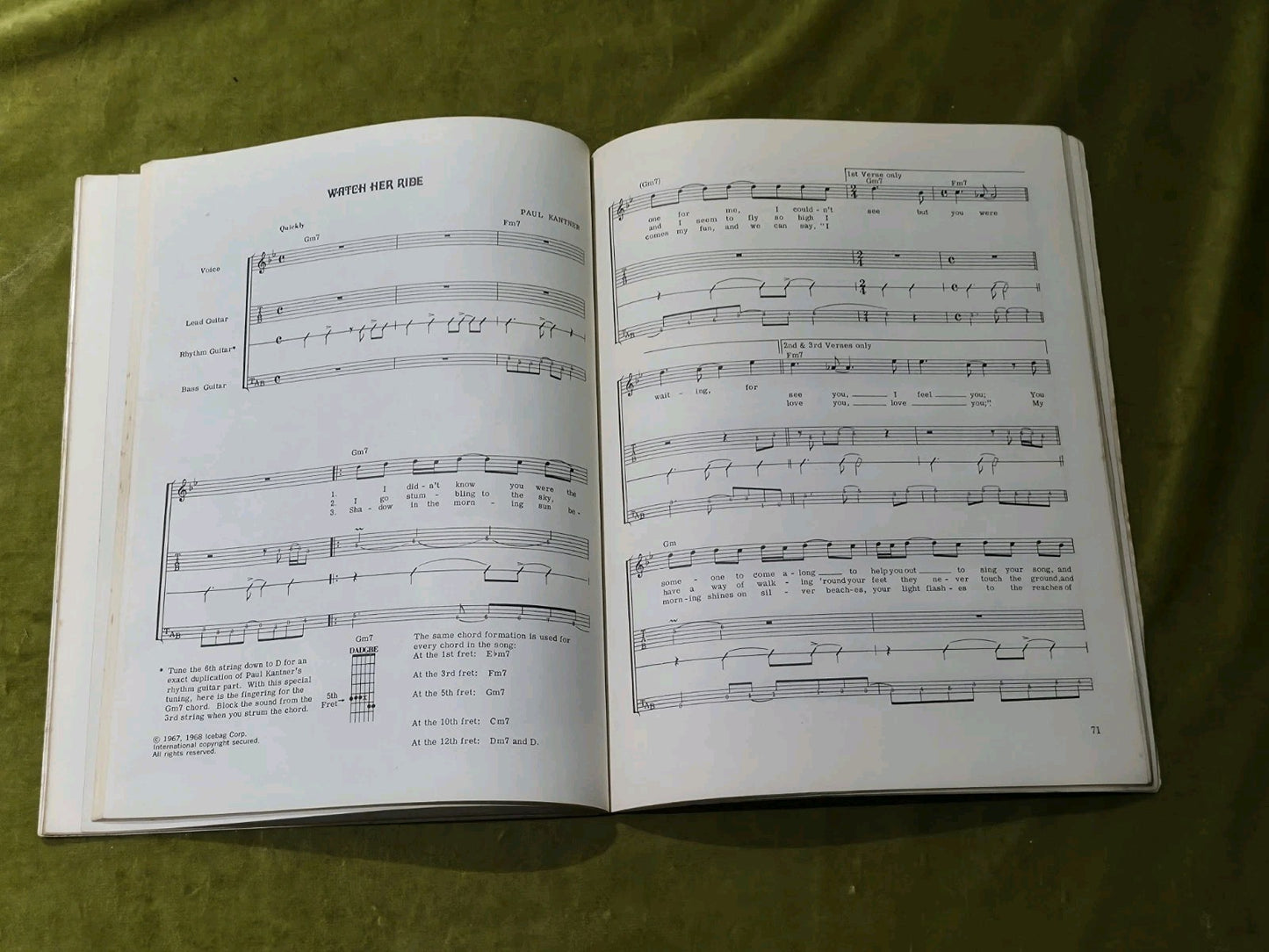 Jefferson Airplane - words, music and chords for 10 songs7