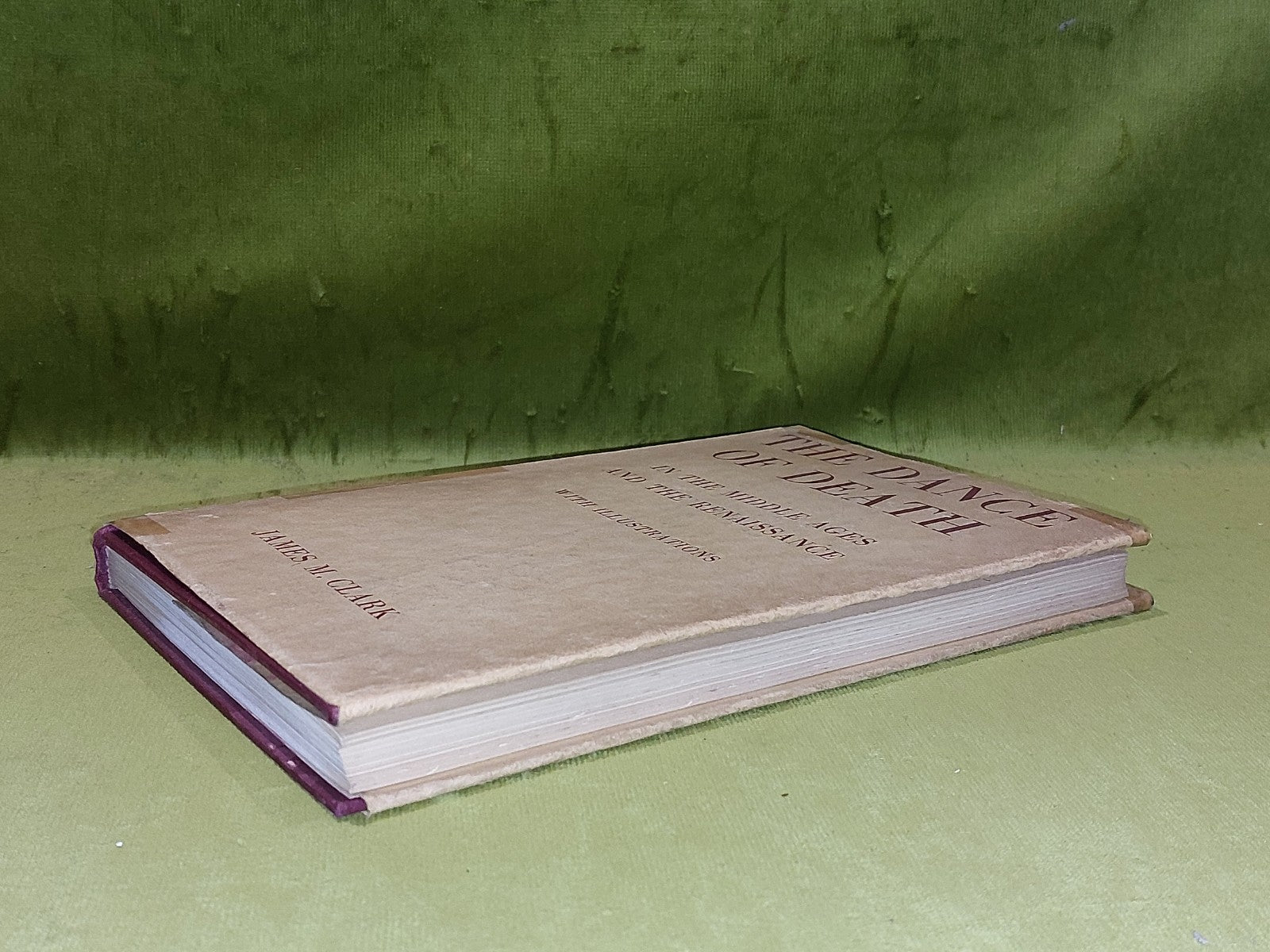 Dance of Death in Late Medieval and Renaissance Europe by James M. Clark 1950 hb7