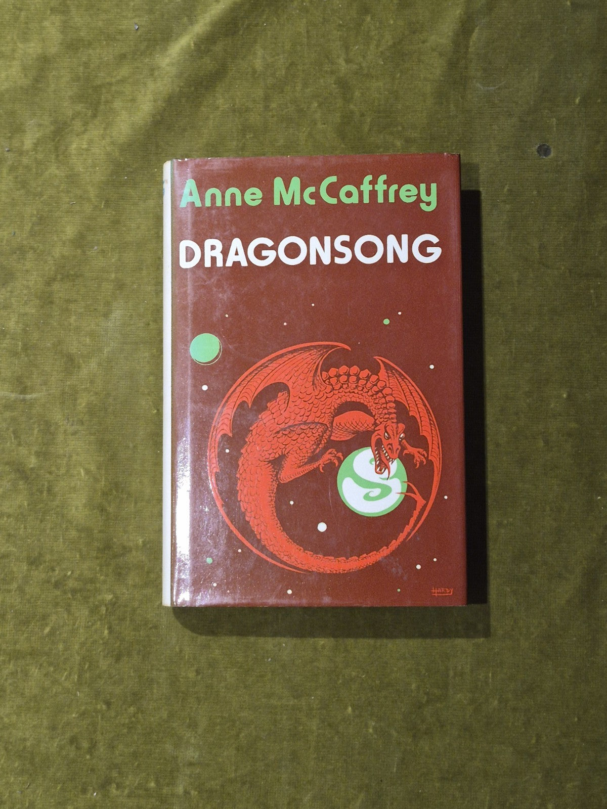 Dragonsong by McCaffrey, Anne 1976 1st UK Edition Hardcover Sidgwick & Jackson0