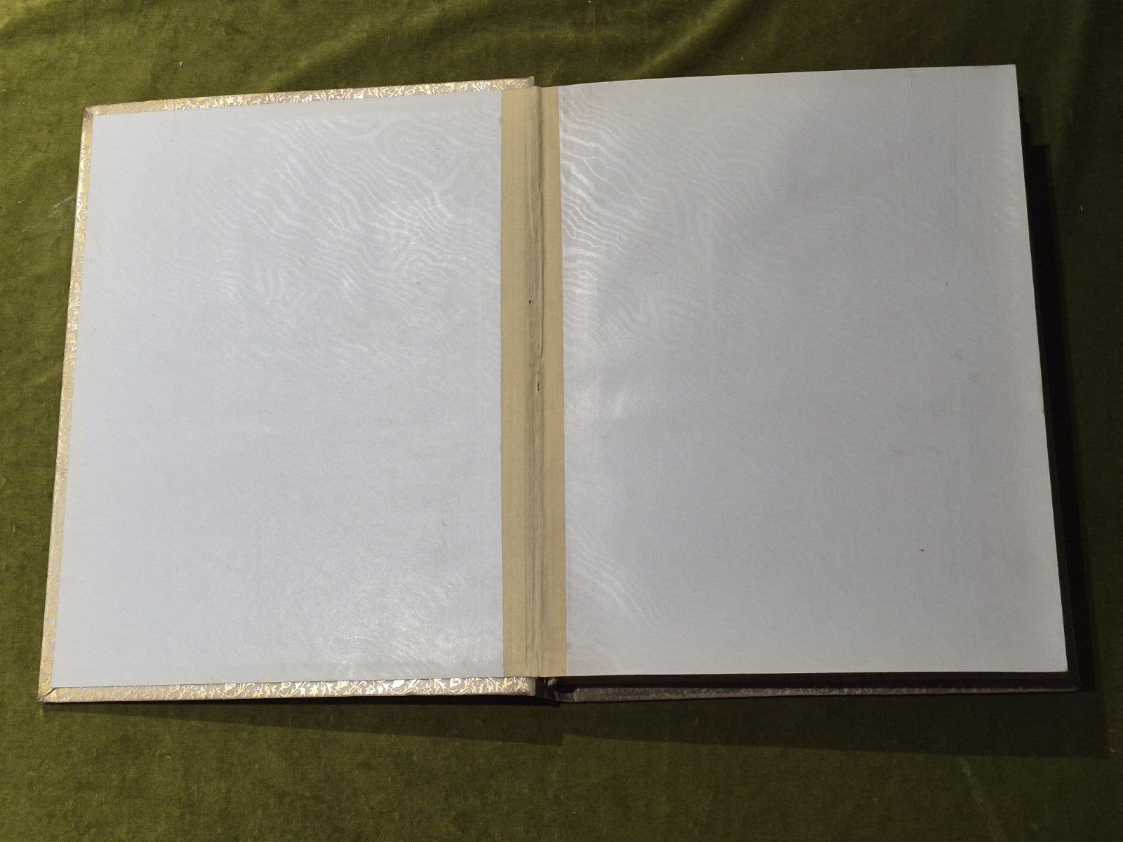 Glasgow Contemporaries At the Dawn of the XXth Century Large Gilded Vellum 19013