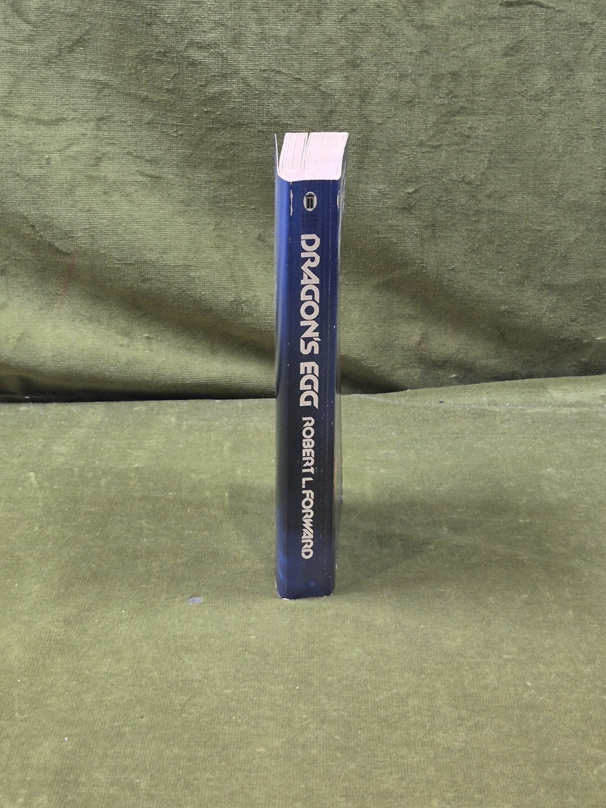 Dragon's Egg by Robert L. Forward - New English Library 1981 Paperback2