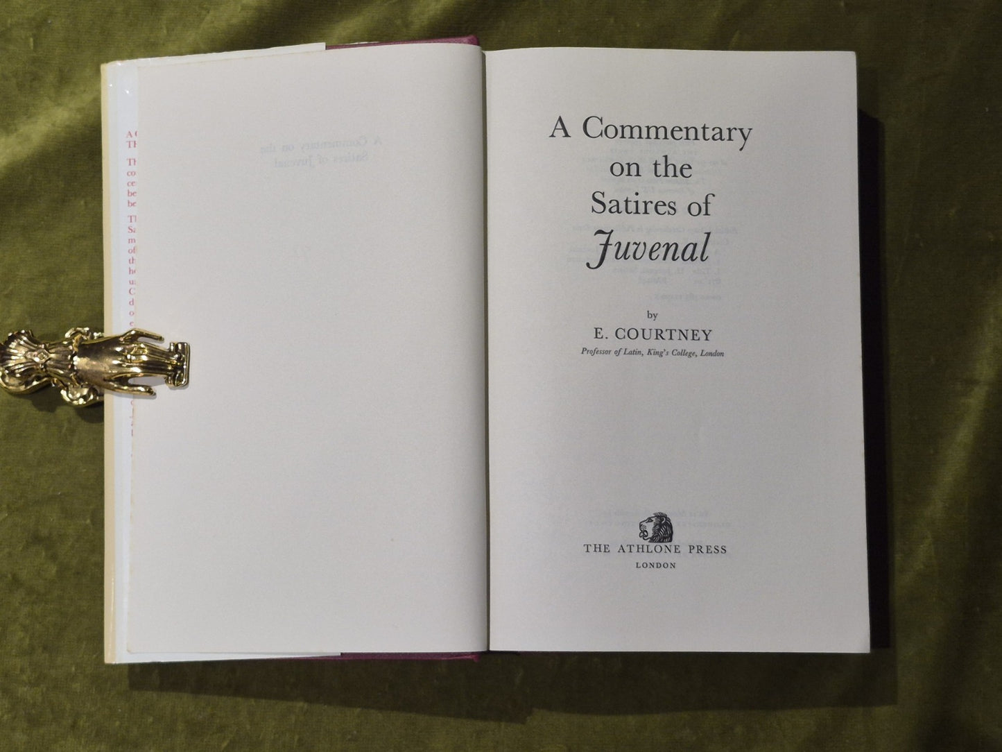 A Commentary on the Satires of Juvenal - E. Courtney 1980 HB DJ4