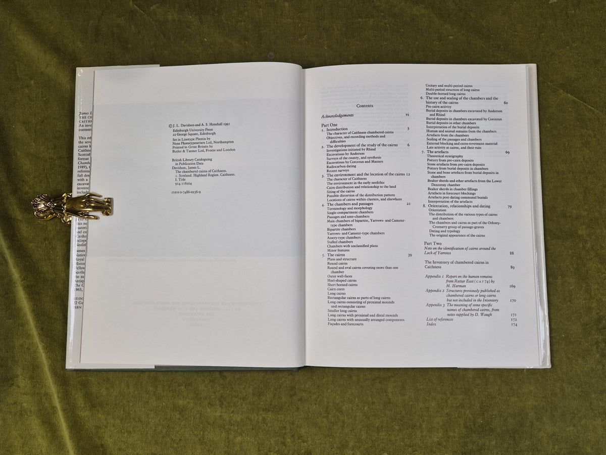 The Chambered Cairns of Caithness -J L Davidson & A S Henshall 1991 Edinburgh DJ2