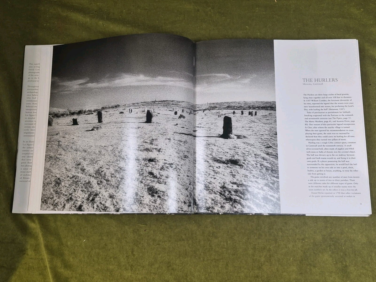 Megaliths the Ancient Stone Monuments of England & Wales David & Lai Ngan Corio5