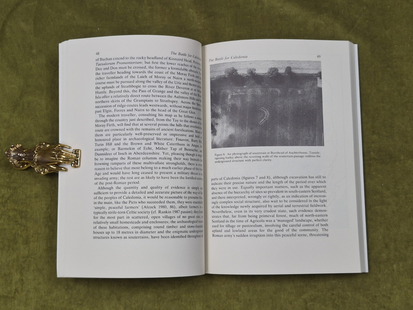 A Battle Lost : Romans and Caledonians at Mons Graupius Gordon Maxwell 1990 1st5