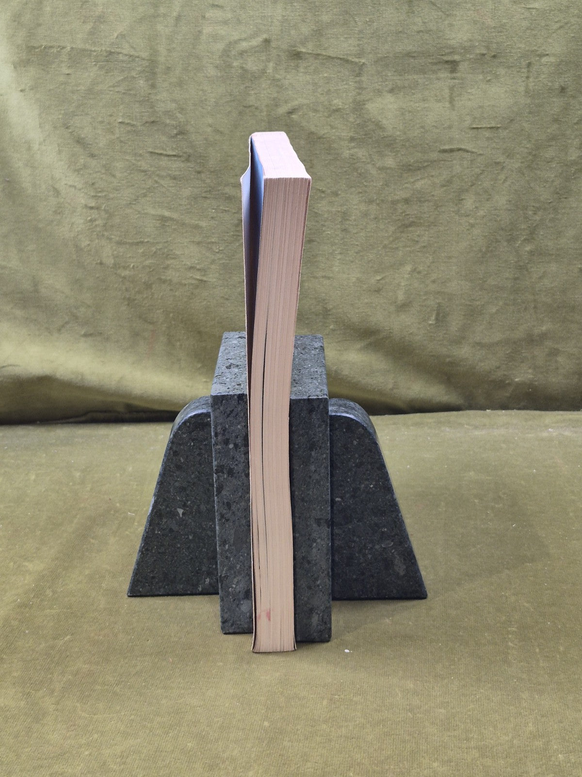 Concrete Poetry A World View Ed. by Mary Ellen Solt 1971 Indiana University PB7