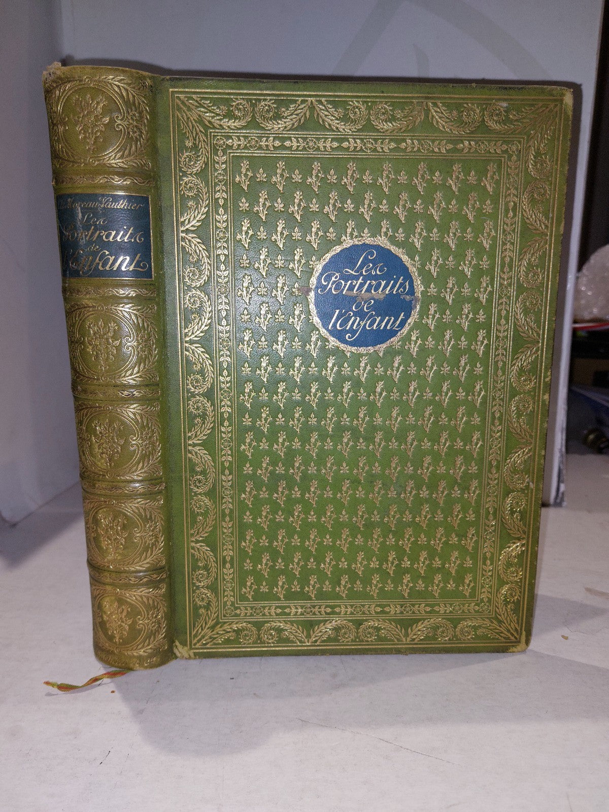 Les Portraits de L'enfant Charles Moreau-Vauthier Leather in French (1901) Book0