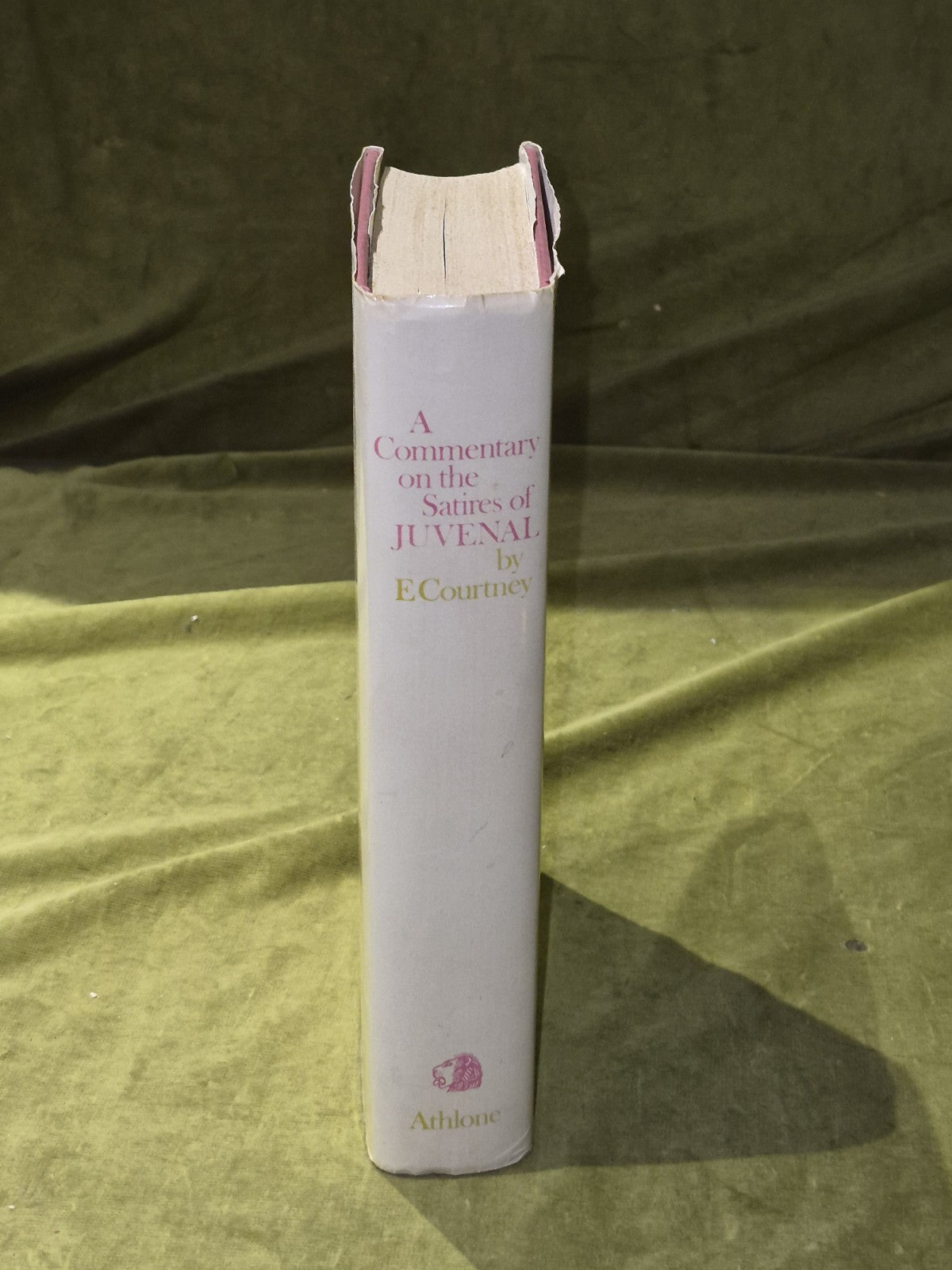 A Commentary on the Satires of Juvenal - E. Courtney 1980 HB DJ2
