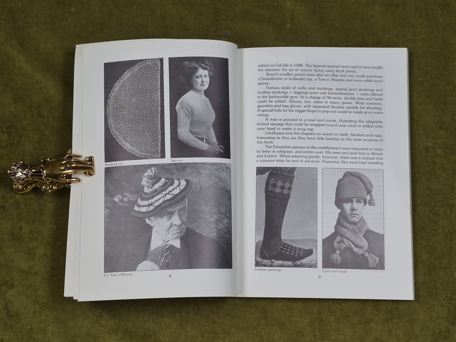 A SHETLAND KNITTER'S NOTEBOOK - Mary Smith , Shetland Times  1991 Paperback4