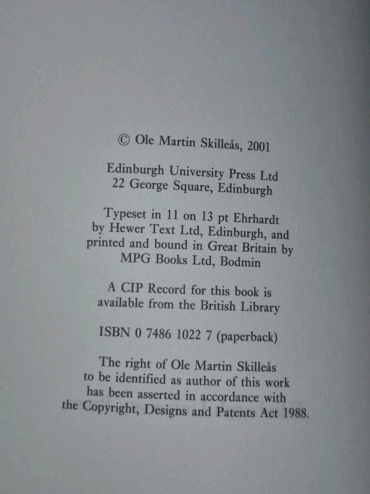 Philosophy and Literature: An Introduction (2001 paperback) Martin Skilleas4