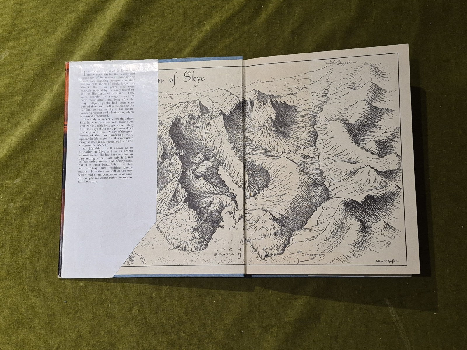 The Cuillin of Skye - B H Humble , Robert Hale 1952 1st HB DJ4