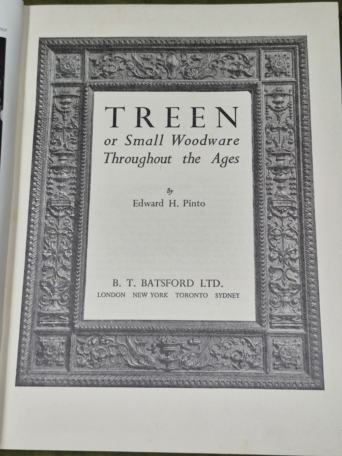 Treen or Small Woodware Throughout the Ages Edward H. Pinto 1949 1st Ed.  HC DW5