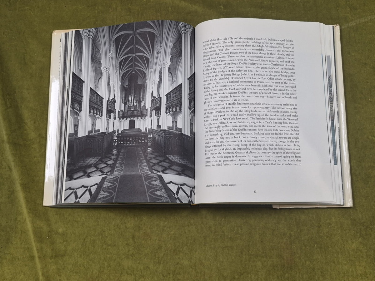 DUBLIN: A PORTRAIT By V S Pritchett & Evelyn Hofer , The Bodley Head 19675