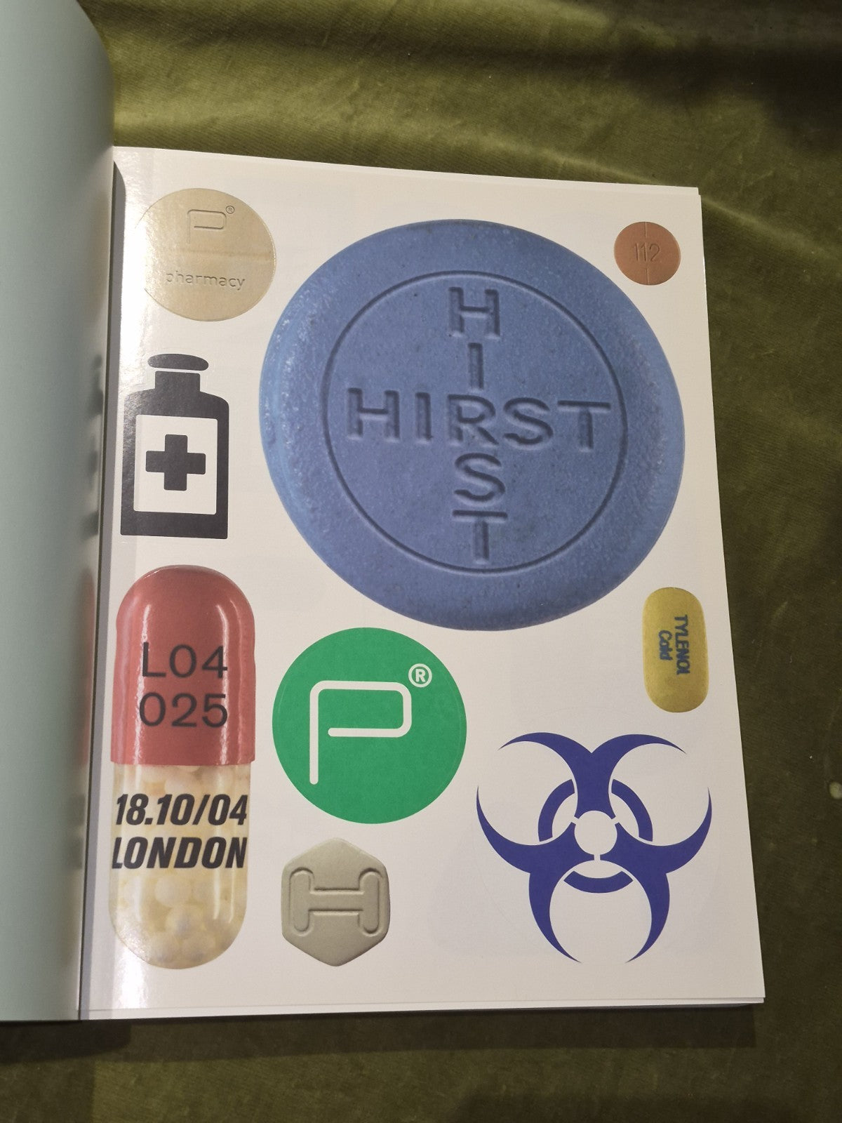 SOTHEBY'S DAMIEN HIRST'S PHARMACY LONDON OCTOBER 18 2004 Softcover #1660293