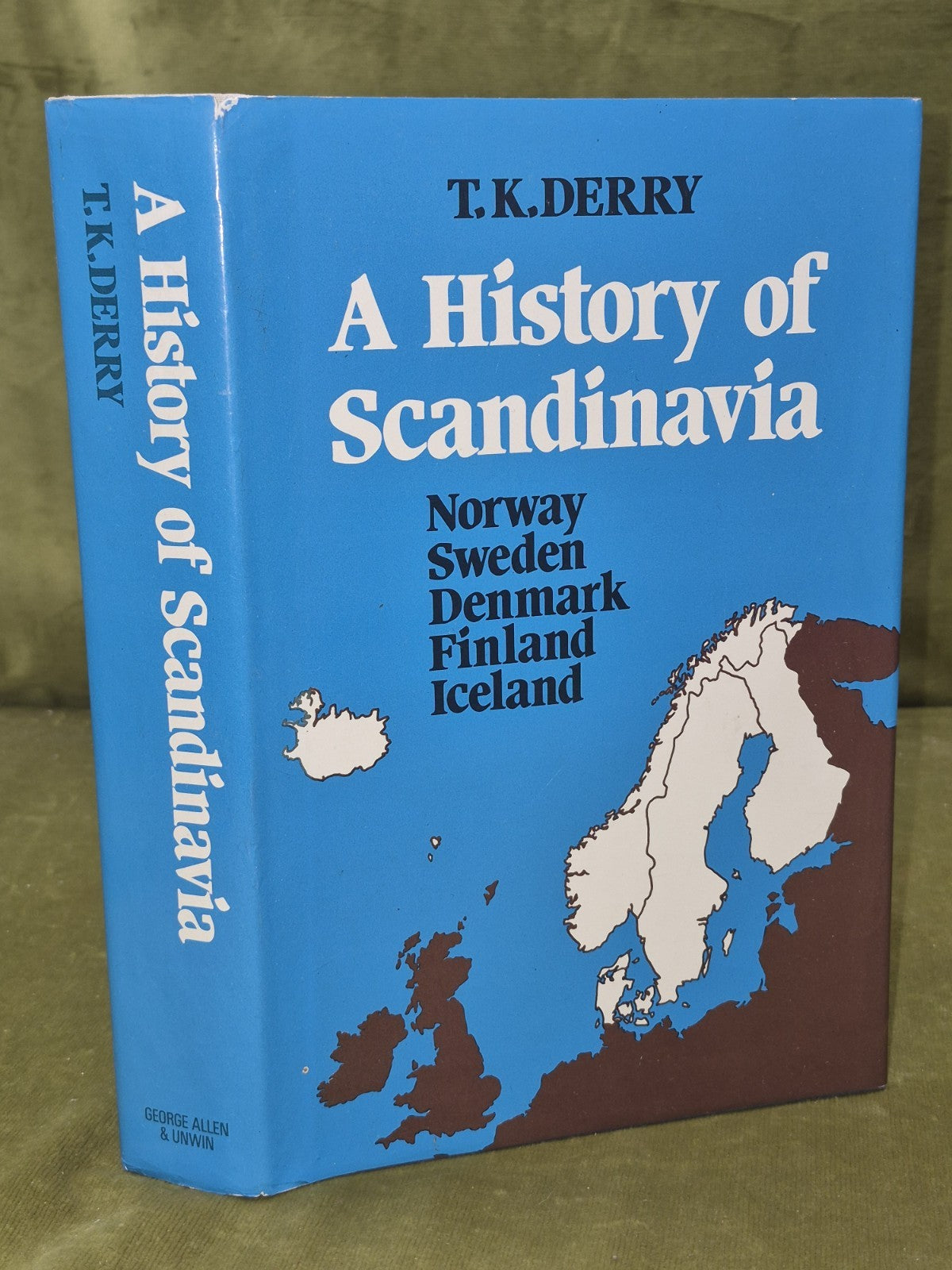 T.K. Derry A History of Scandinavia 1979 HB Nordic History Book COA0