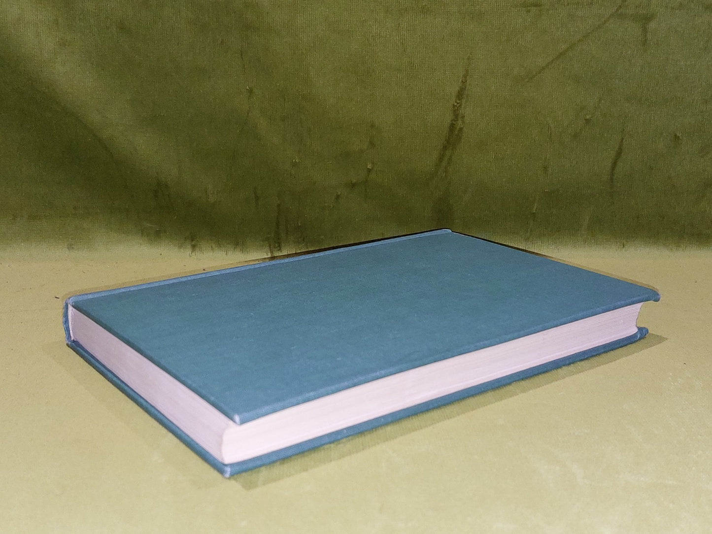 THE ARAB HERITAGE Faris, Nabih Amin (editor) ; Philip K. Hitti, [Et Al] 19465