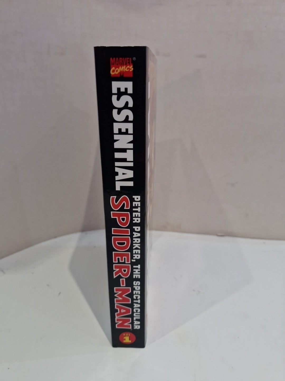 Marvel Novels & Comics Peter Parker Spectacular SpiderMan Vol. 1 VG+1