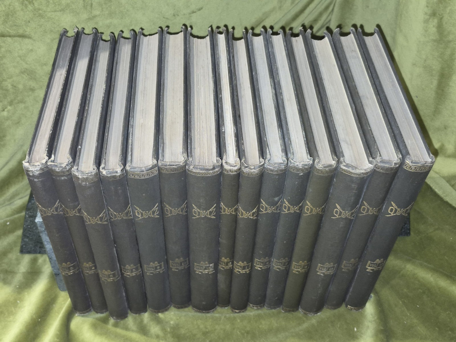 QUIZ Victorian Comical Periodical / Magazine - Glasgow 1881 to 1888 Vol 1 to 153