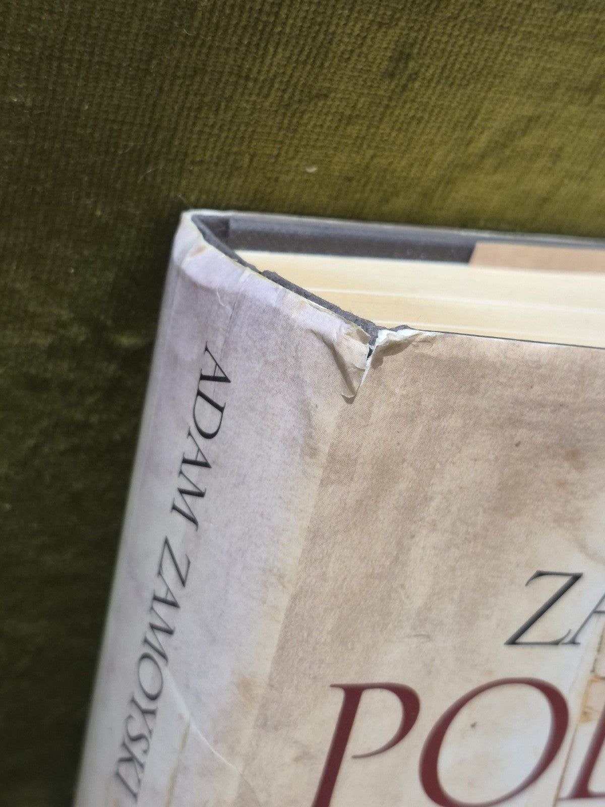 Poland: A history (2009) Adam Zamoyski Hardback2