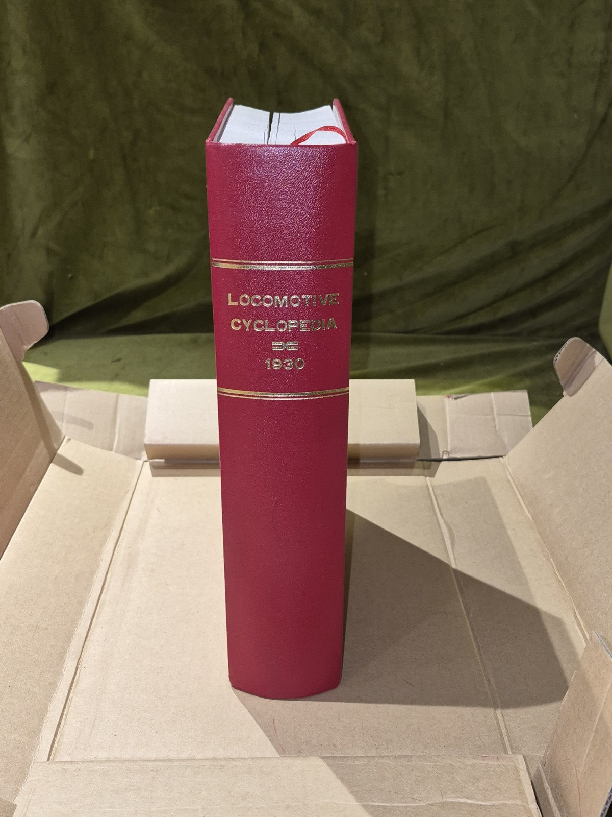 Locomotive Cyclopedia 9th Edition 1930 American Railway - NEW IN BOX3