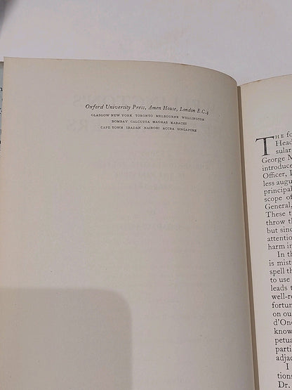 Wellington's Headquarters: A Study of the Administrative Problems Ward, 1957 1st5