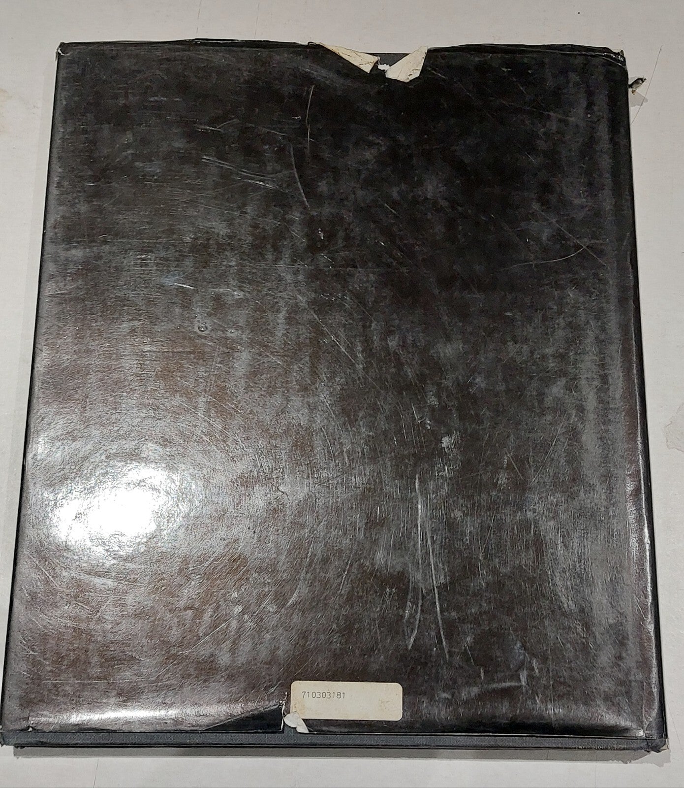 Arabian Moons  Passages in Time Through Yemen.  Maria & Pascal Maréchaux. HB1