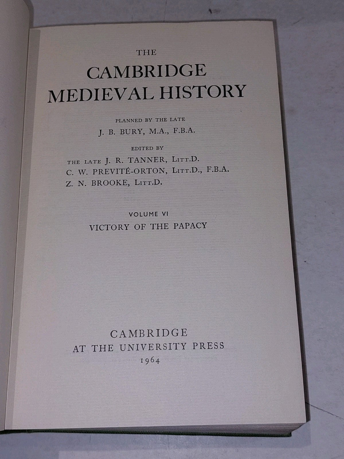 The Cambridge Medieval History Vol. 5 & 6 1964 Harback Dustjacket Papacy Victory6