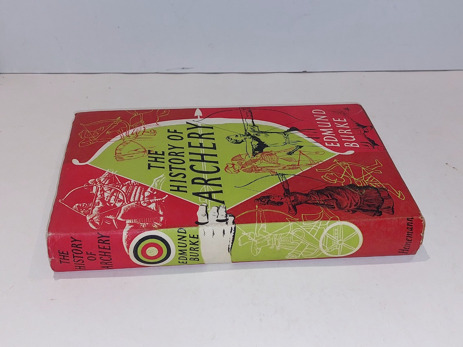 History of Archery By Edmund Burke (1958) 1st EdHb Book With Dust Jacket1