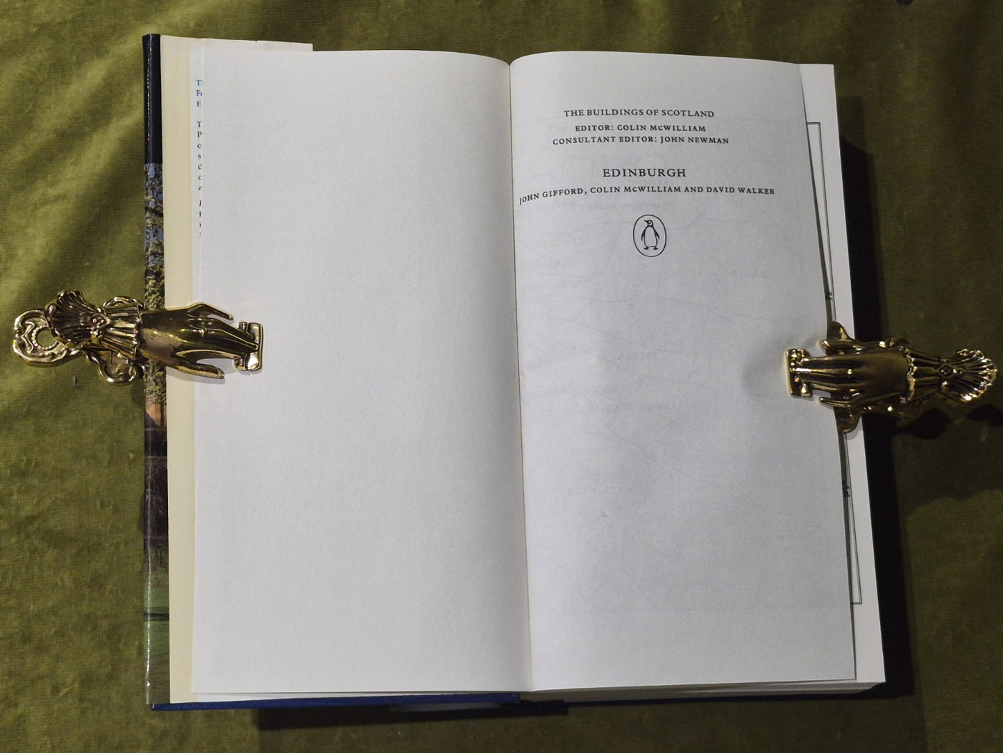 Colin McWilliam, John Gifford / EDINBURGH The Buildings of Scotland4