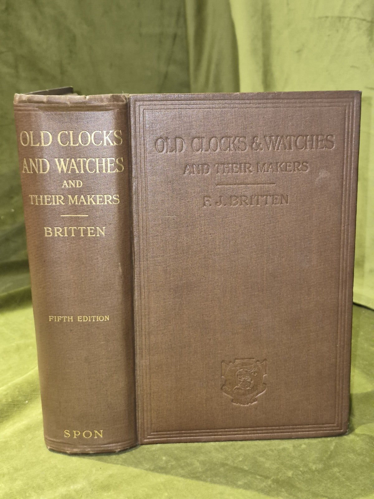 Old Clocks & Watches and Their Makers (1922) Britten0