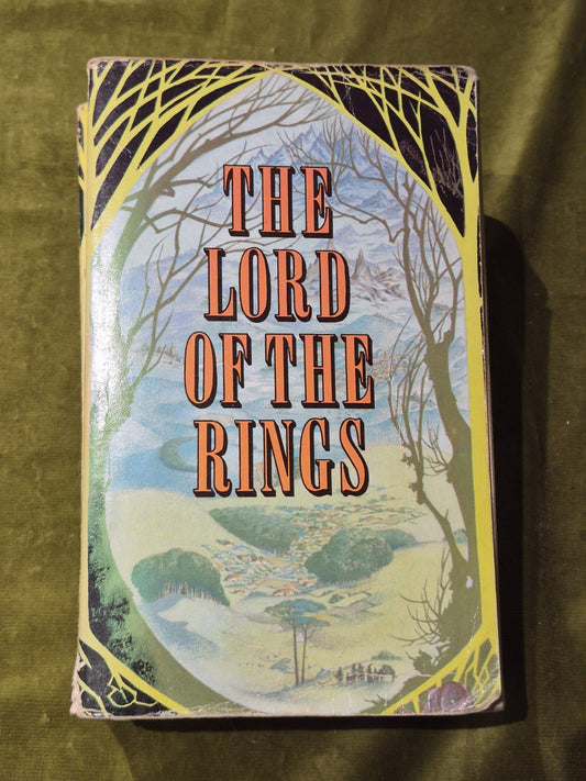 The Lord of the Rings Trilogy Tolkien 1971 Seventh Impression Paperback0