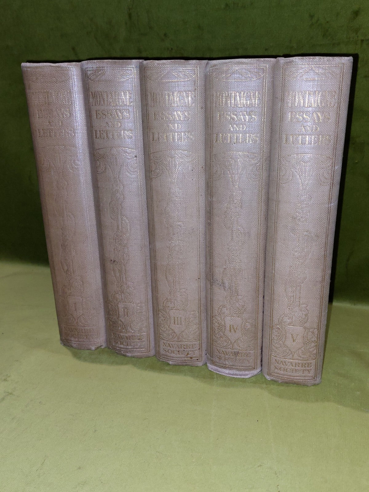 Essays Of Montaigne Charles Cotton (1923) Complete 5 Volumes Navarre Society 0